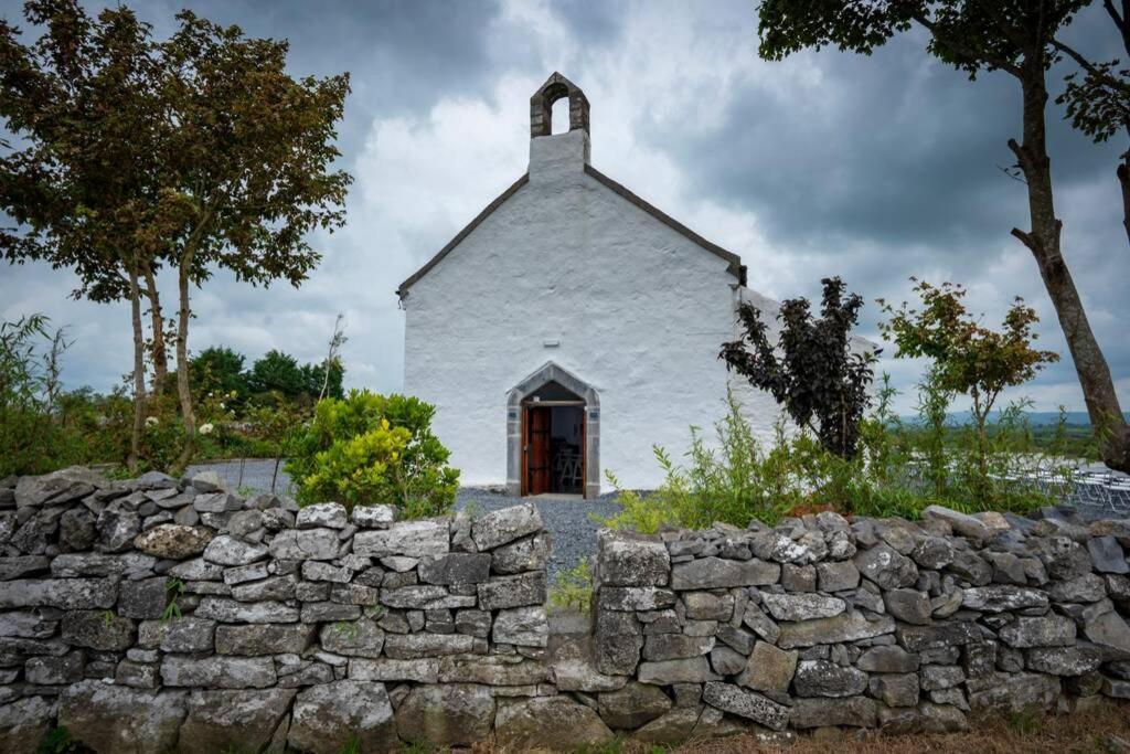 The Burren Art Gallery Built In 1798 Villa Tubber Exterior foto